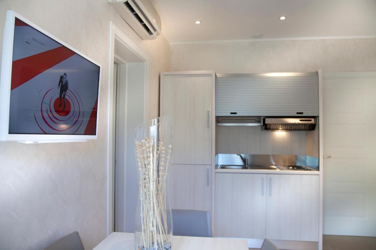 Marina Beach Suite Hotel Rimini Exterior photo